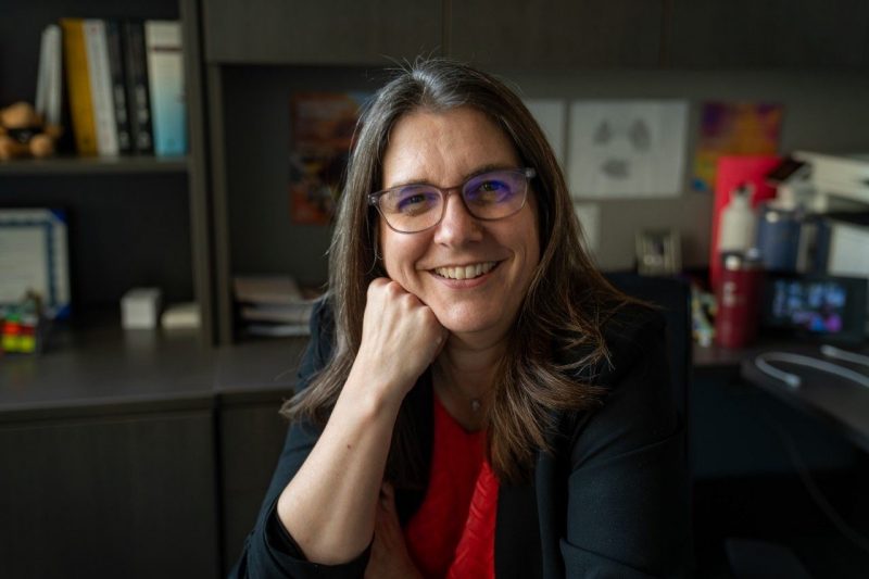 Christine Julien. illustration